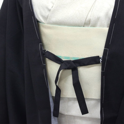 ボタンを掛けて一枚着でも、また薄手の物に羽織る感じでもお洒落です。 taotech❤︎ベーシックグローブ🧤 ベーシックカラーのグローブで